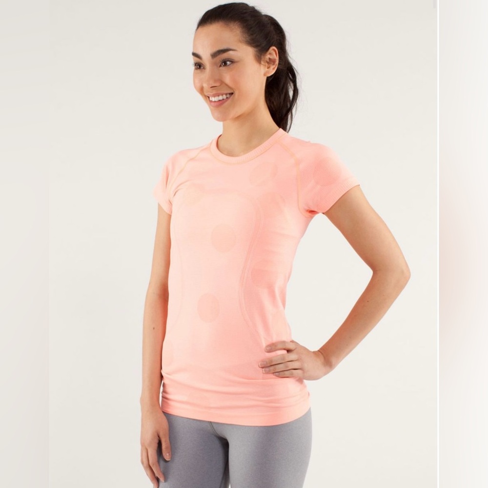 Lululemon Swiftly Tech Short Sleeve Pop Orange Size 6